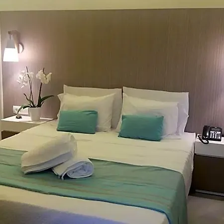 Platia 3* Fira (Santorini)