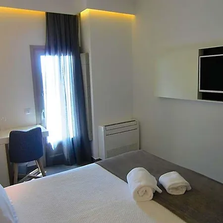 Platia 3*
