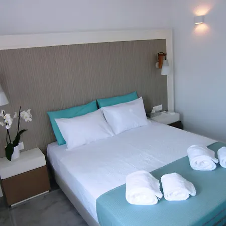 Platia Hotel Fira (Santorini)